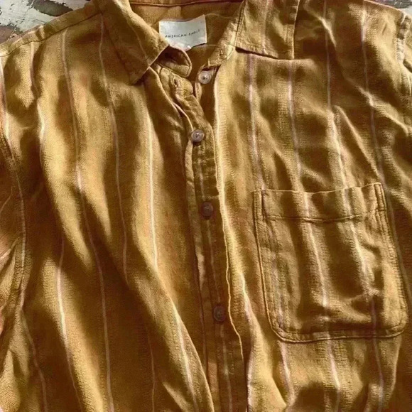American Eagle button-down blouse extra small - Picture 2 of 10